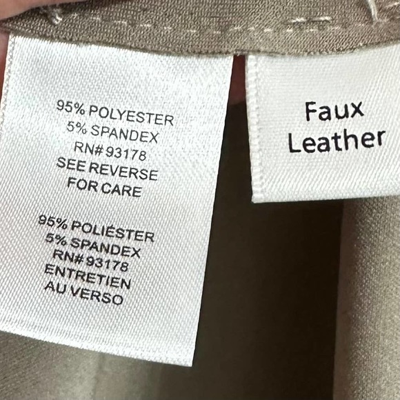 NWOT, T Tahari Women’s Taupe Faux Suede Size Small Long Coat - Picture 15 of 16